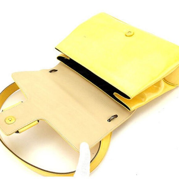 Authentic Salvatore Ferragamo Shoulder bag Vera Yellow Bronze Woman  Used - Picture 5 of 6